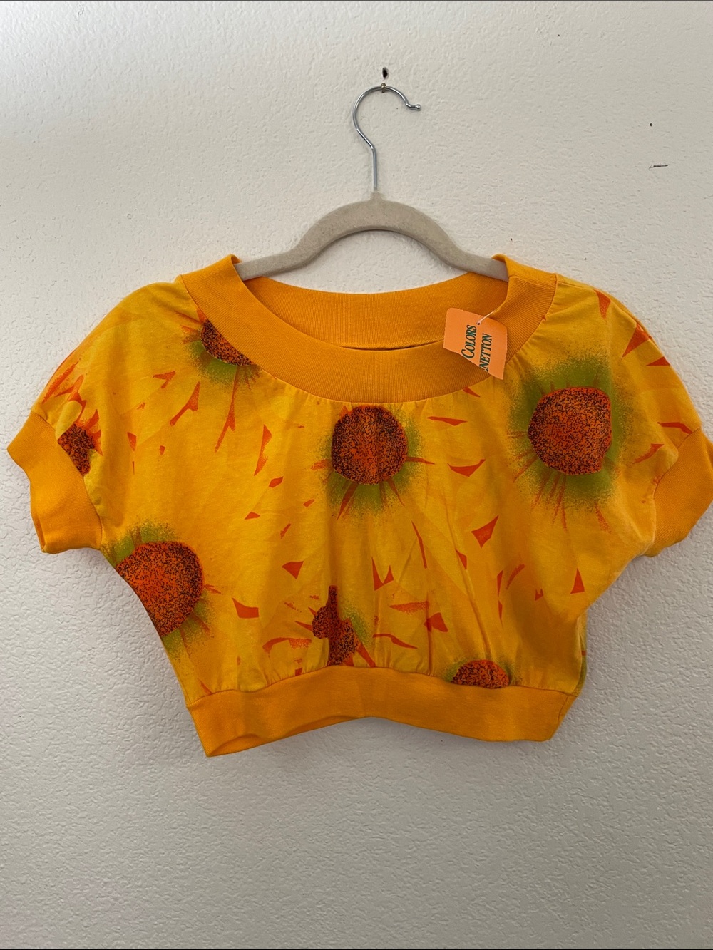United Colors Of Benetton NWT Sunflower Print Crop Tee - Yellow 100% cotton S